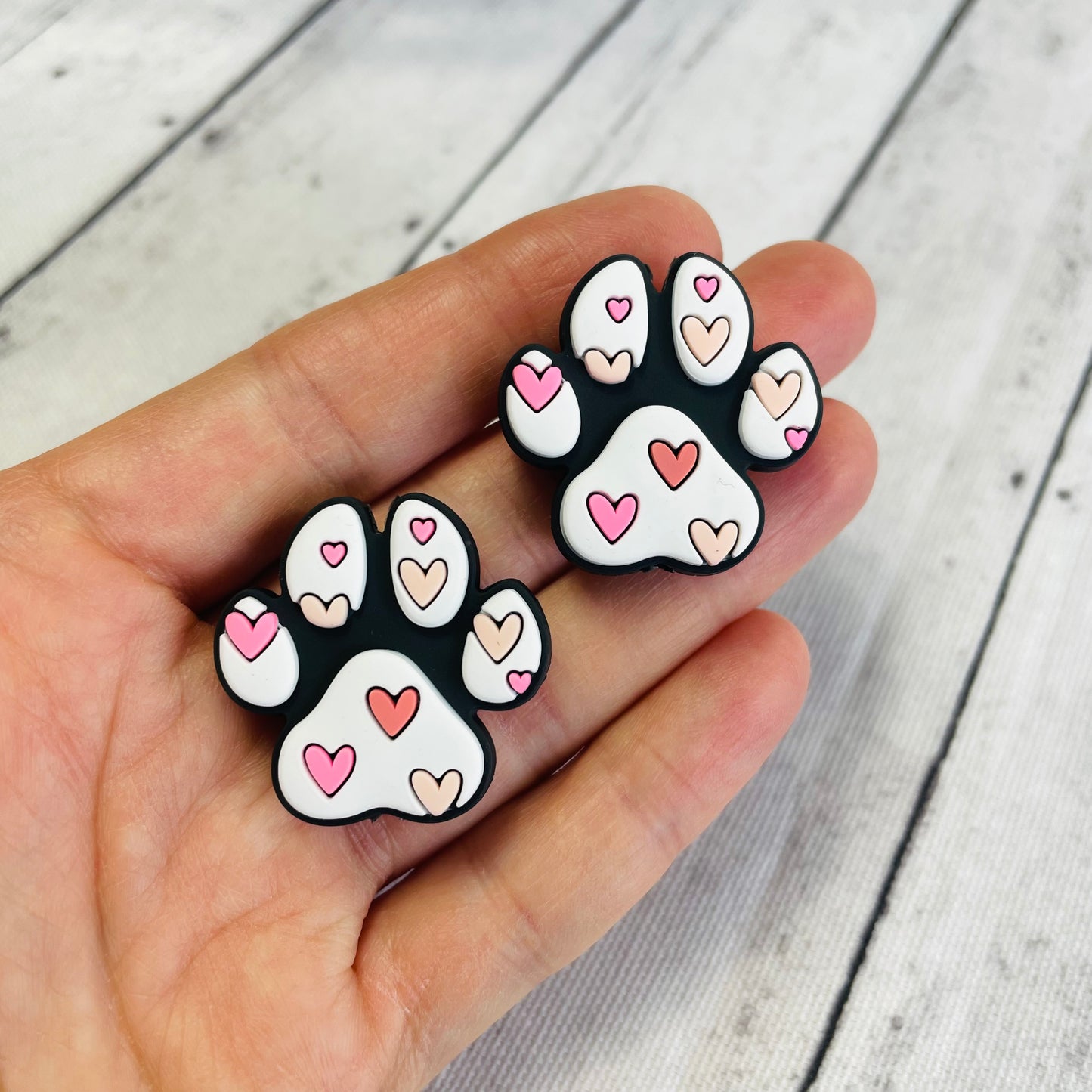 Valentine Paw Silicone Focal Bead