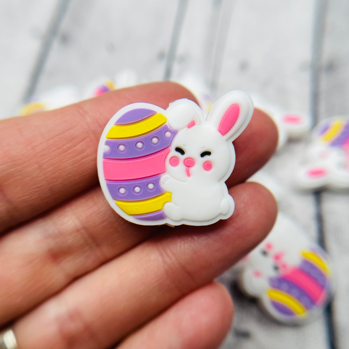 Bunny with Egg Silicone Focal Bead