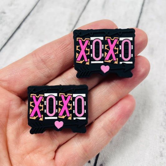 XOXO Silicone Focal Bead