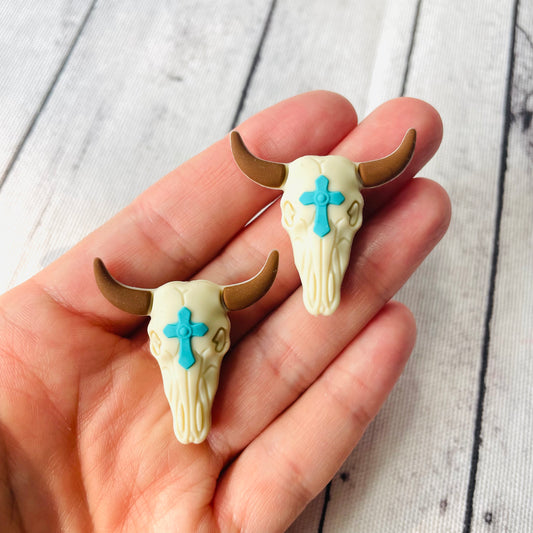 3D Steer Skull and Teal Cross Silicone Focal Bead
