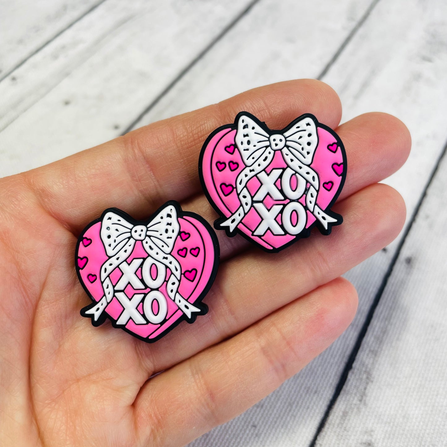 Pink Heart XOXO Bow Silicone Focal Bead