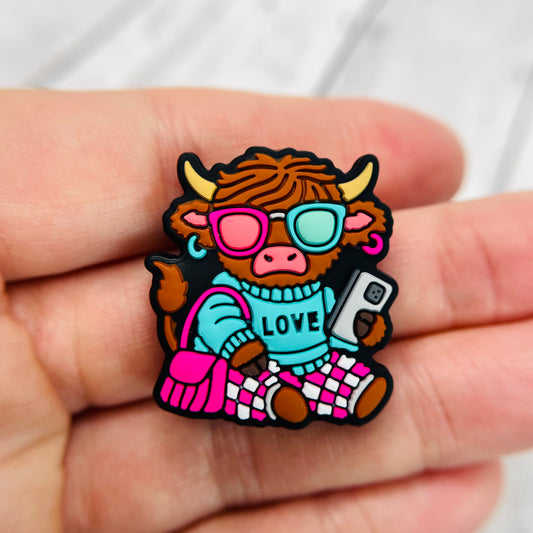 Highland Cow Trendy Love Silicone Focal Bead