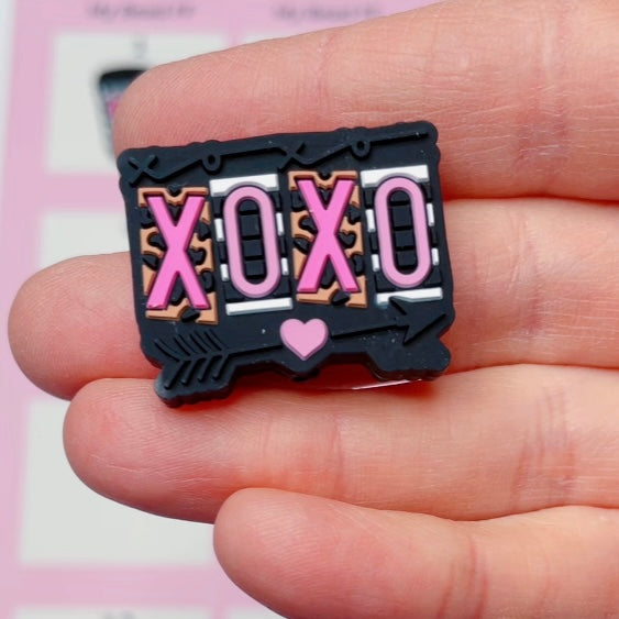 XOXO Silicone Focal Bead